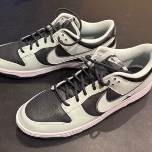 Nike Dunk Low Premium 'Barely Green' Size 12.5